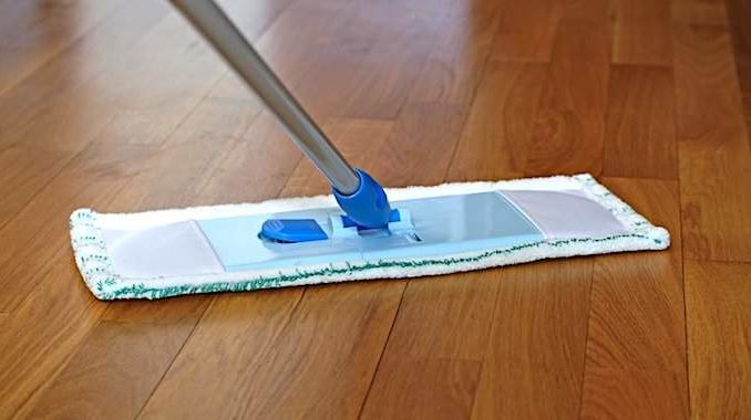 Des astuces efficaces pour nettoyer un parquet en bois | Mon Artisanat